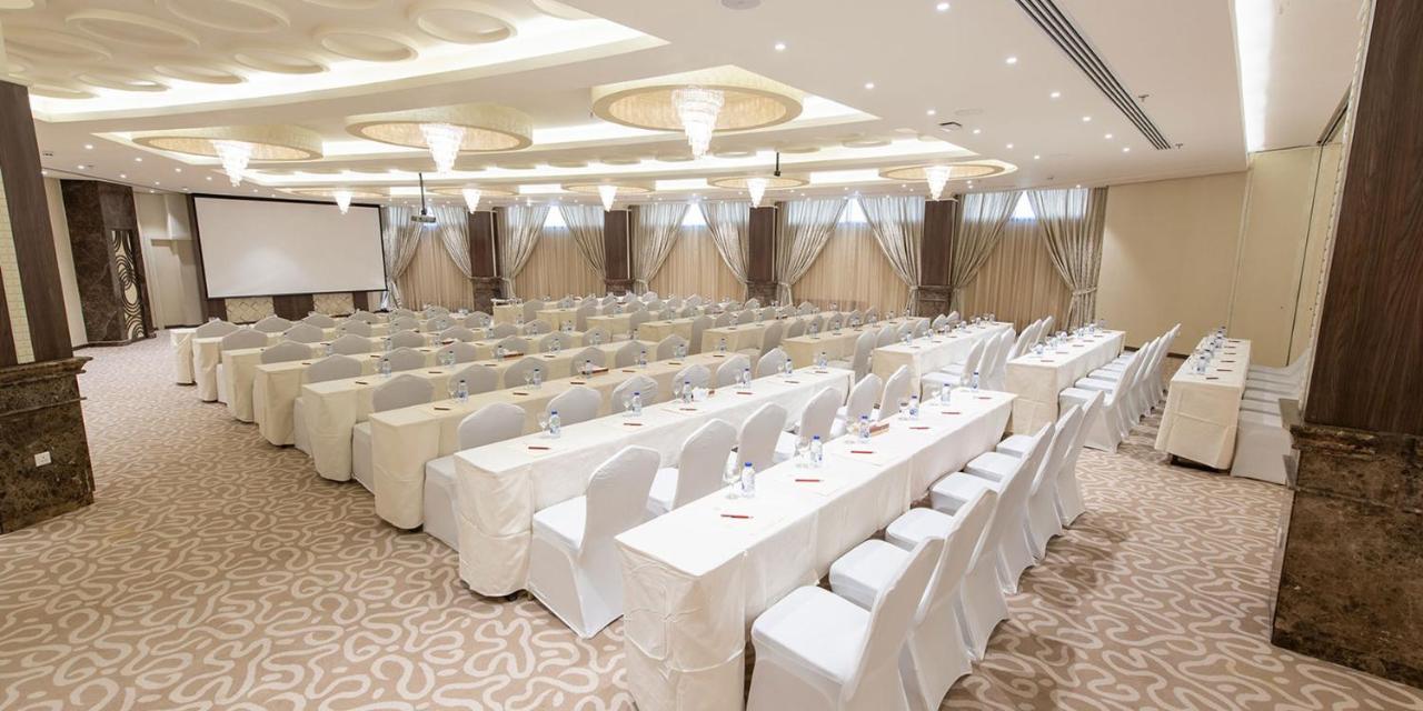 Crowne Plaza Riyadh Palace By Ihg Bagian luar foto