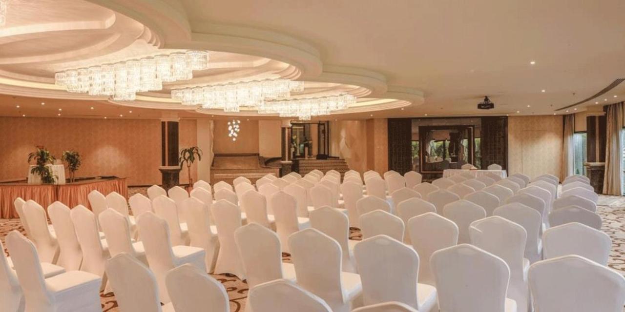 Crowne Plaza Riyadh Palace By Ihg Bagian luar foto