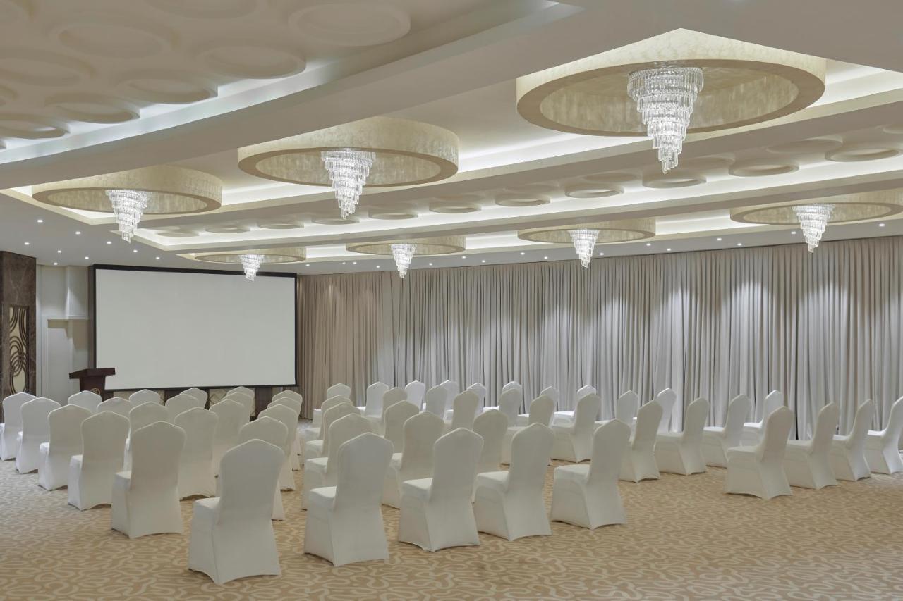 Crowne Plaza Riyadh Palace By Ihg Bagian luar foto
